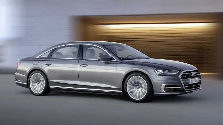 Audi A8 2017 lateral